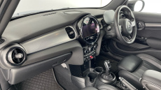 MINI Hatchback 1.5 Cooper Exclusive Premium 5dr Auto Petrol Hatchback